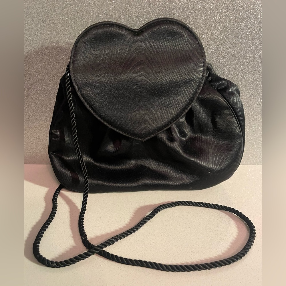 Whiting and Davis Heart Satin Purse Shoulder Bag